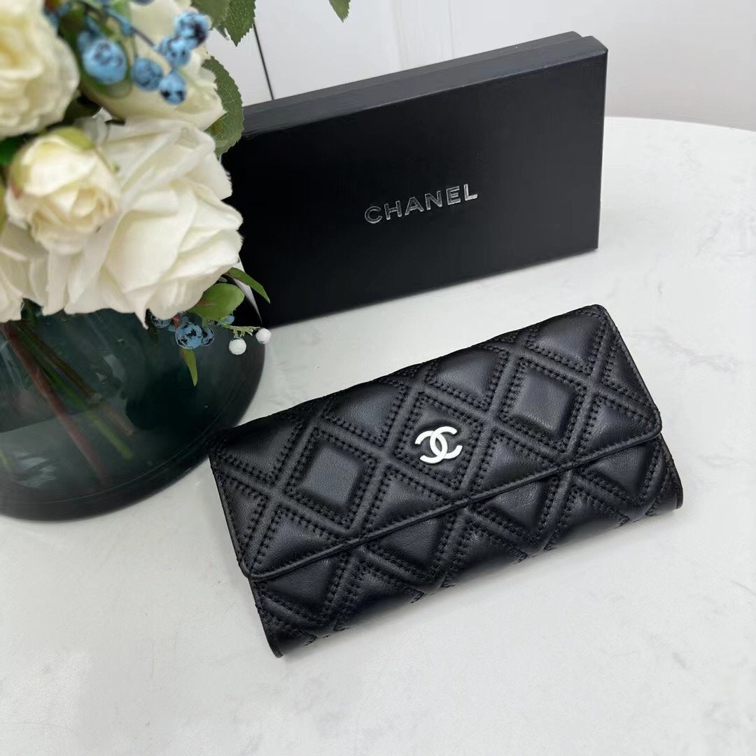 Chic & Stylish Bags