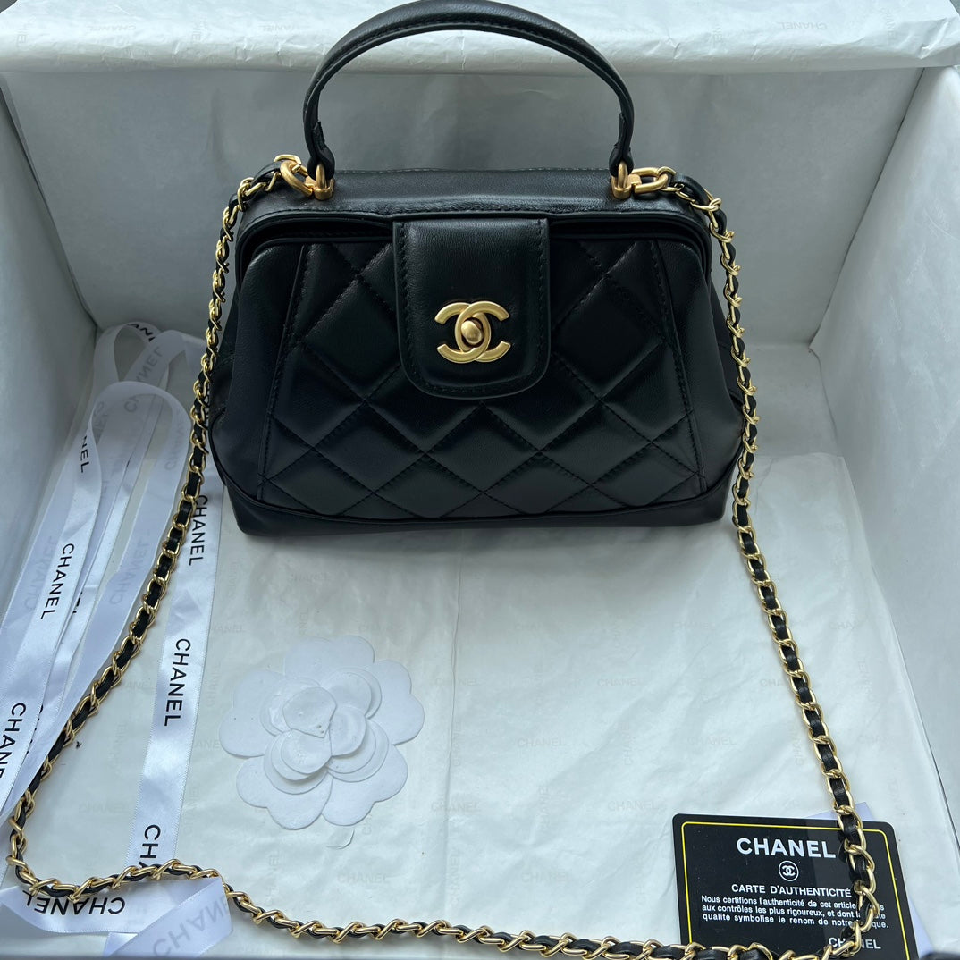 Chic & Stylish Bags