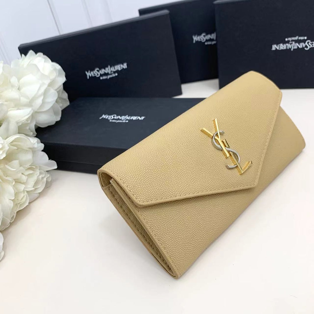 Chic & Stylish Bags