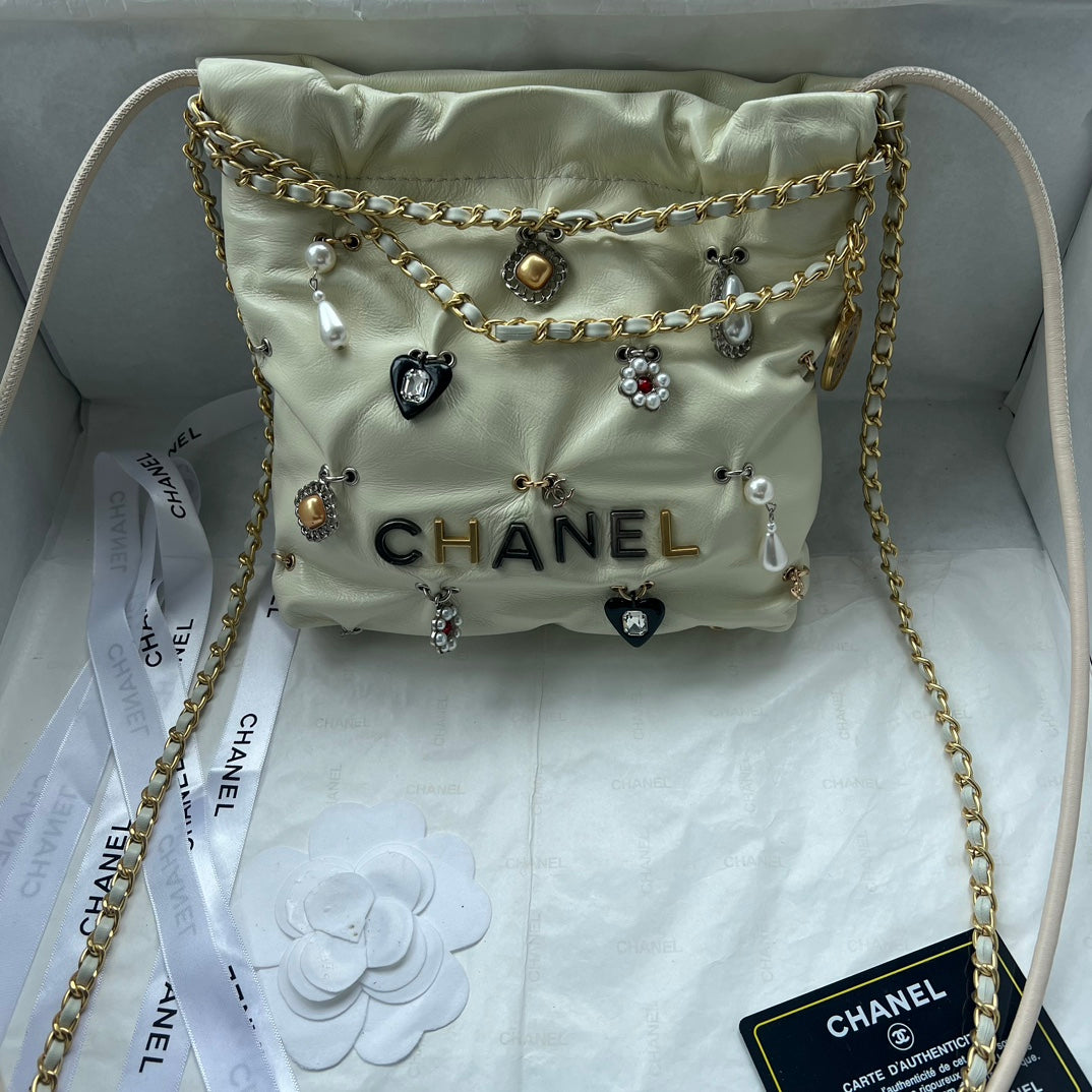Chic & Stylish Bags