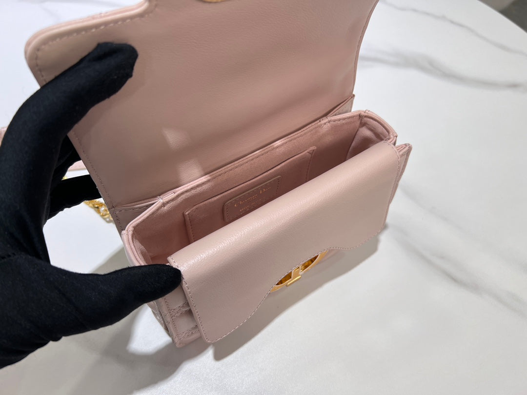 Chic & Stylish Bags