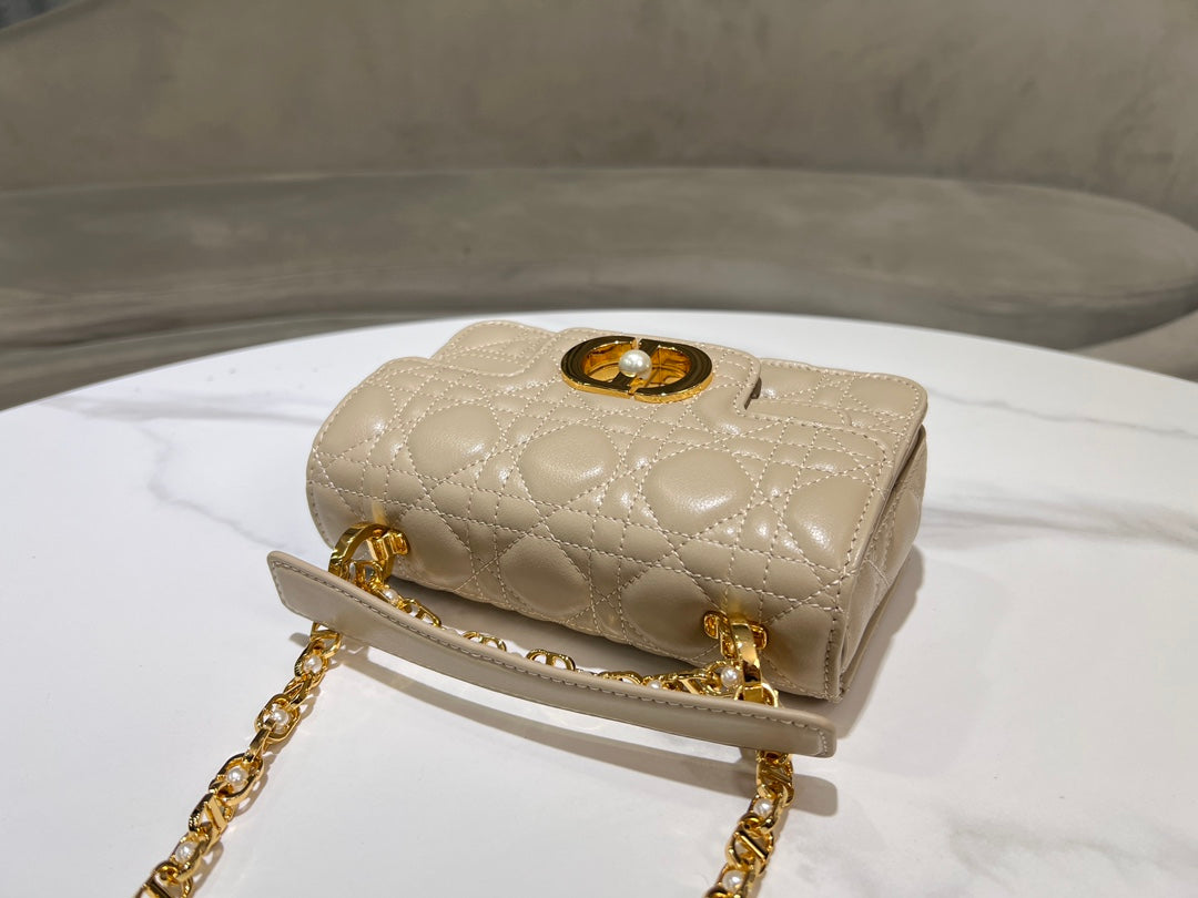 Chic & Stylish Bags