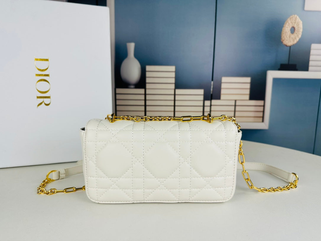 Chic & Stylish Bags