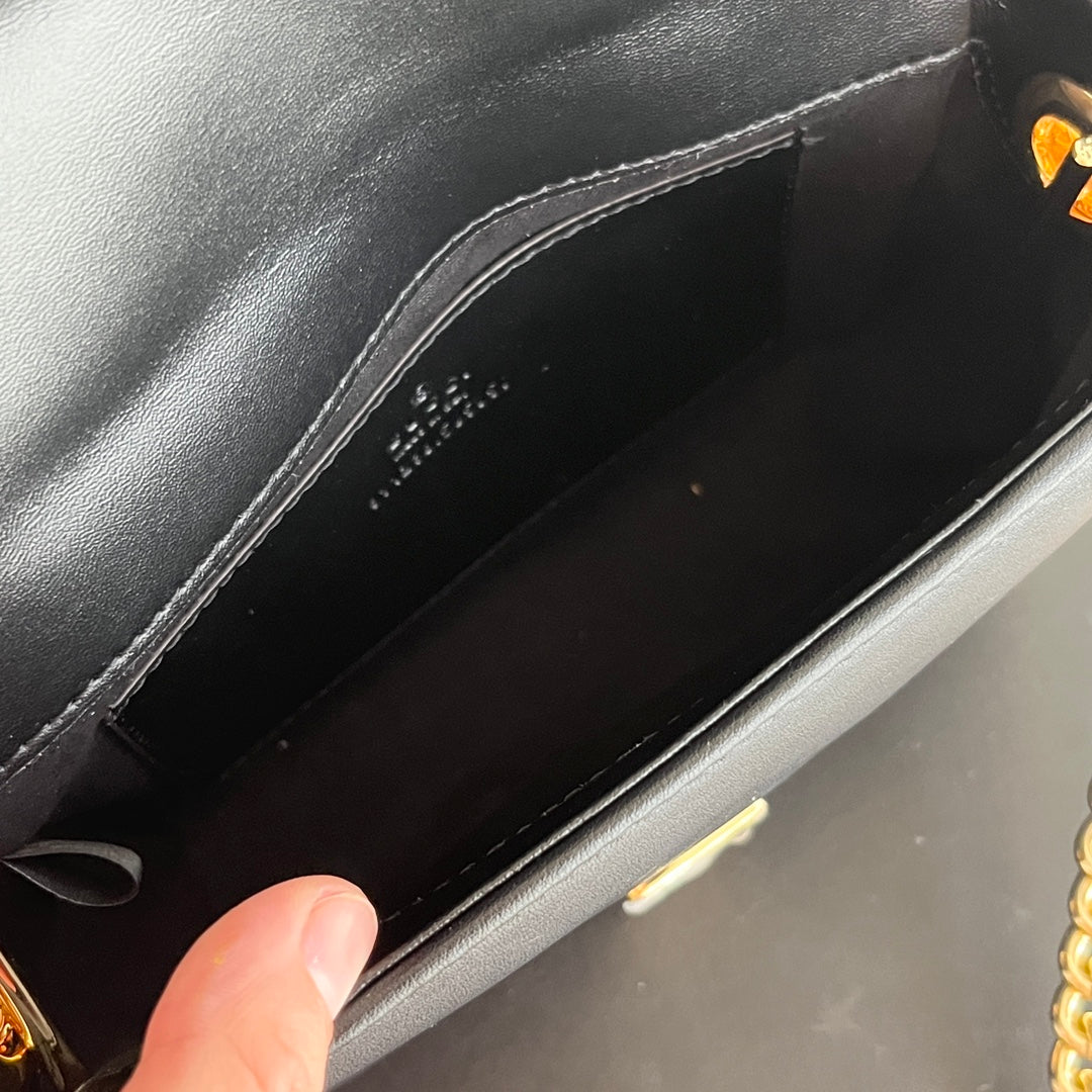 Chic & Stylish Bags