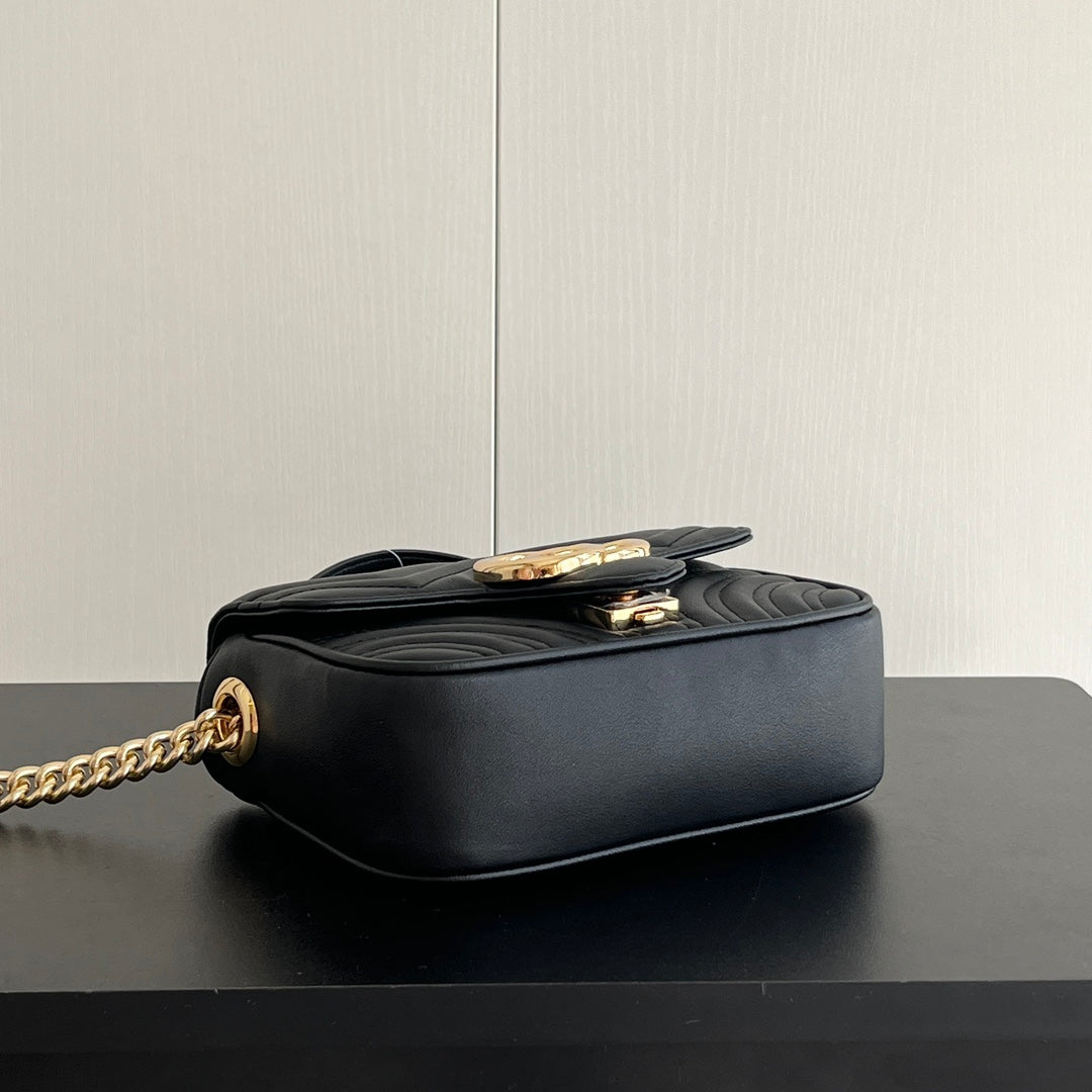 Chic & Stylish Bags