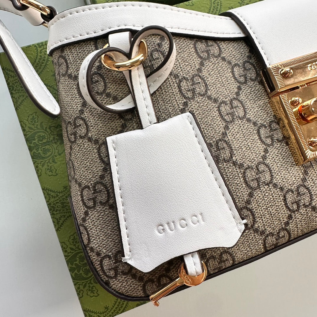 Chic & Stylish Bags
