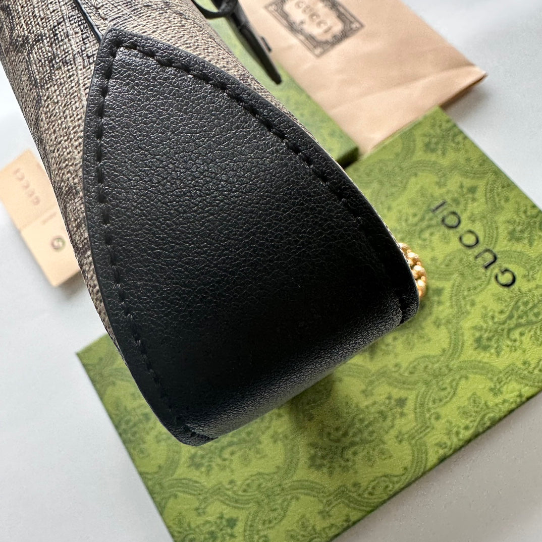 Chic & Stylish Bags