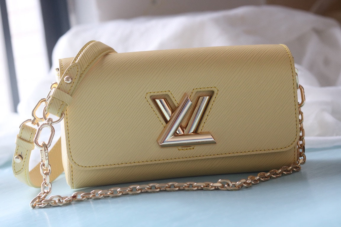 Chic & Stylish Bags