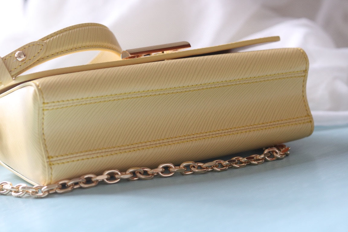 Chic & Stylish Bags