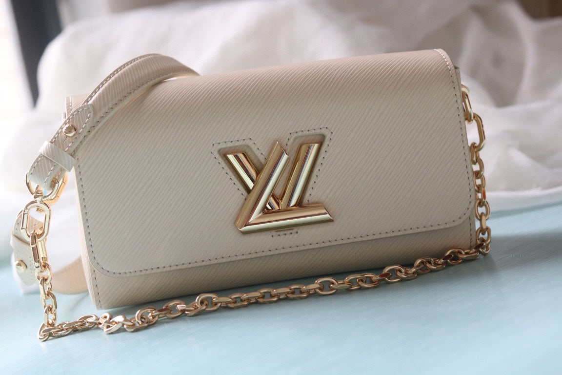 Chic & Stylish Bags