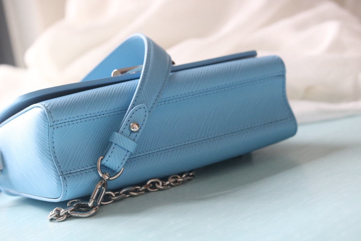 Chic & Stylish Bags