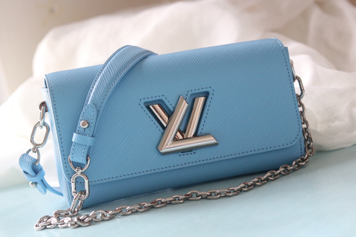 Chic & Stylish Bags
