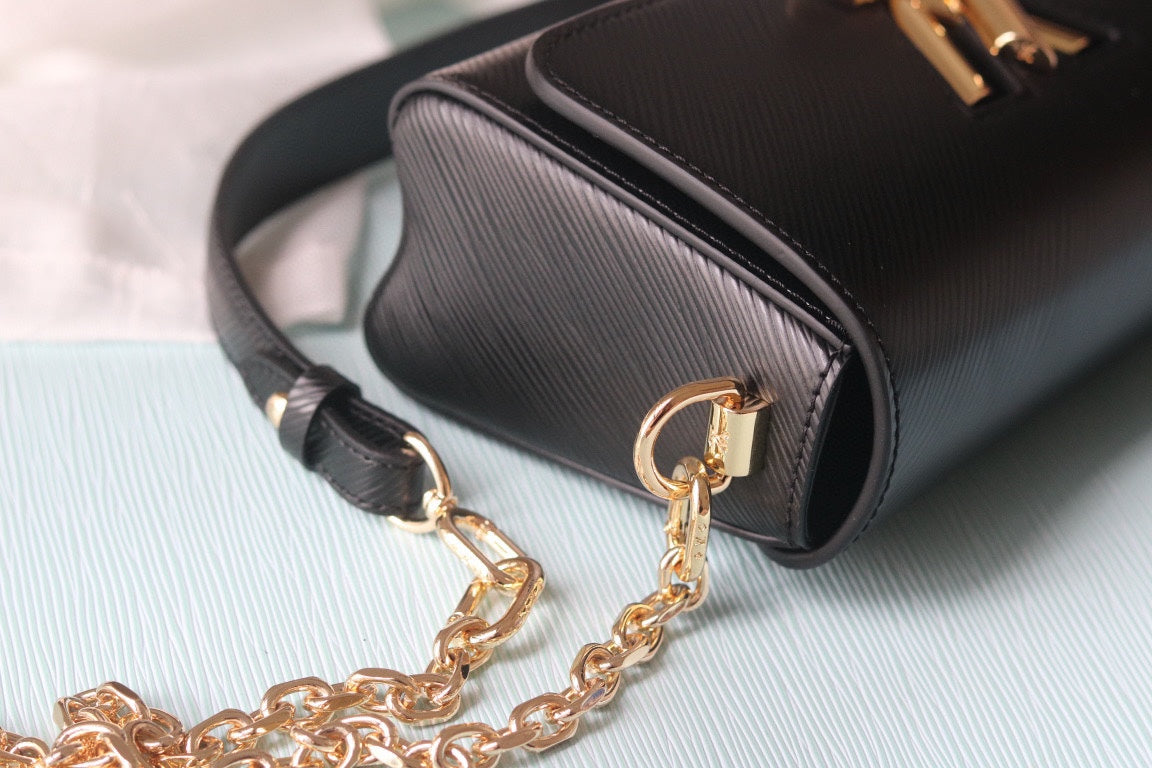 Chic & Stylish Bags