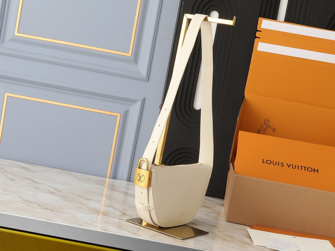 Chic & Stylish Bags
