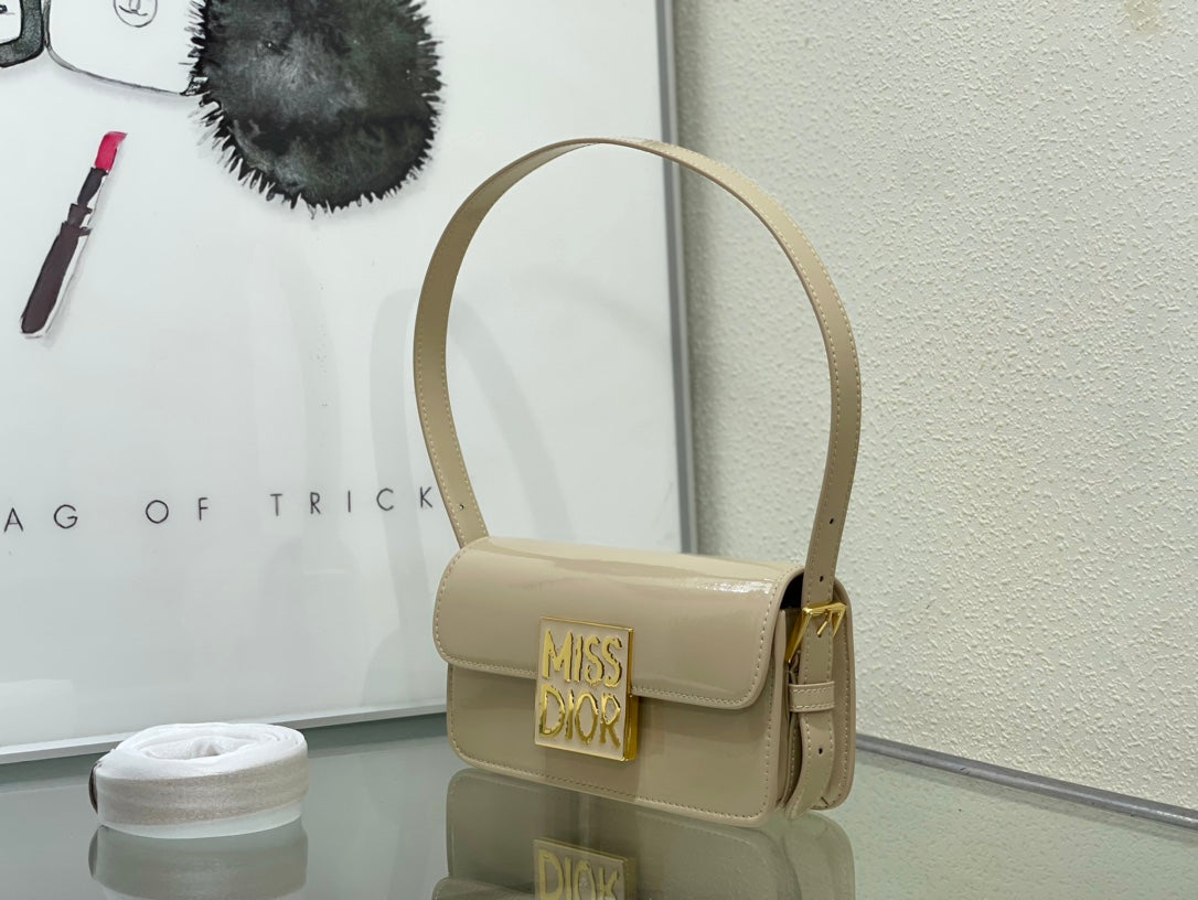 Chic & Stylish Bags