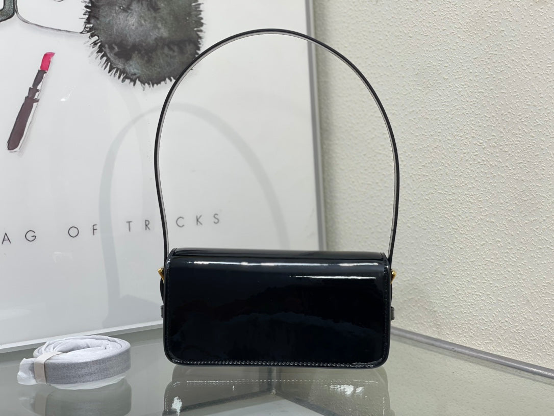 Chic & Stylish Bags