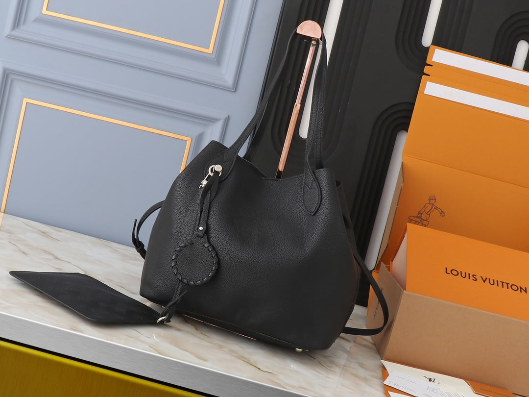 Chic & Stylish Bags