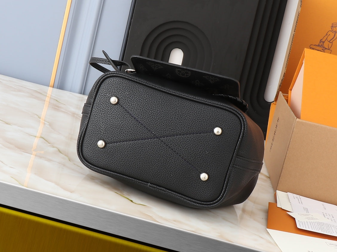 Chic & Stylish Bags