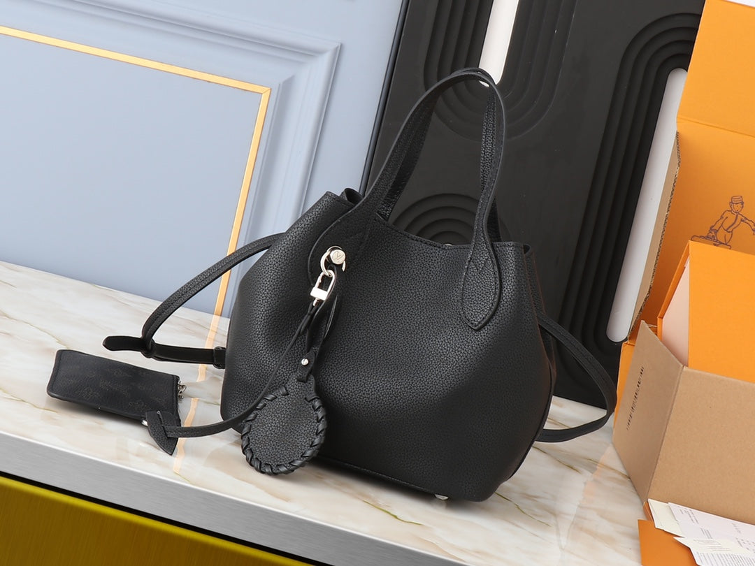 Chic & Stylish Bags