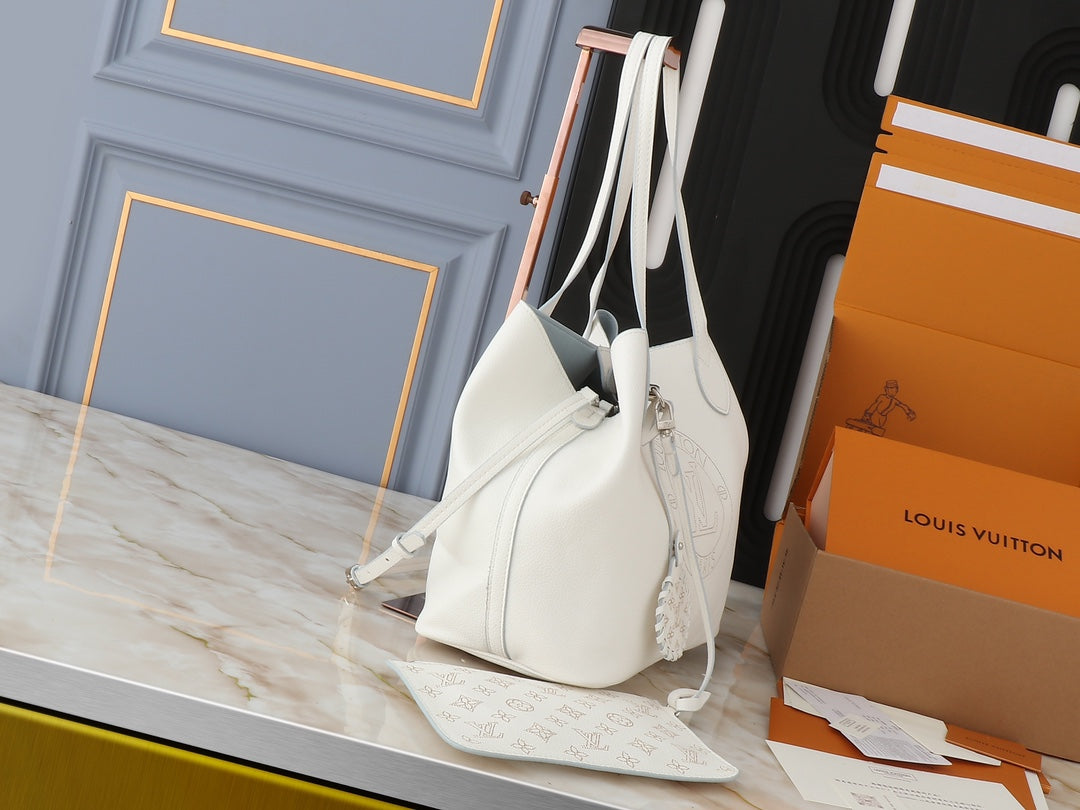 Chic & Stylish Bags