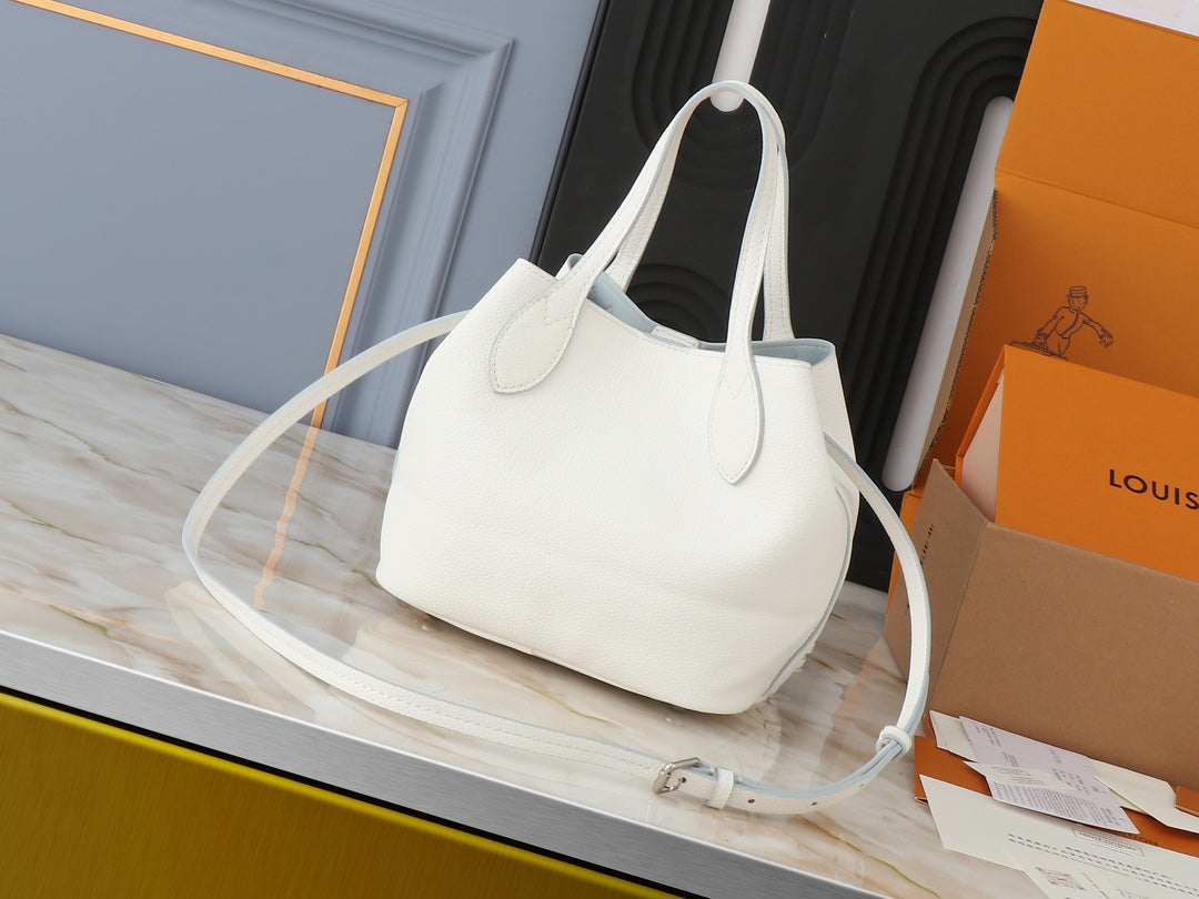 Chic & Stylish Bags