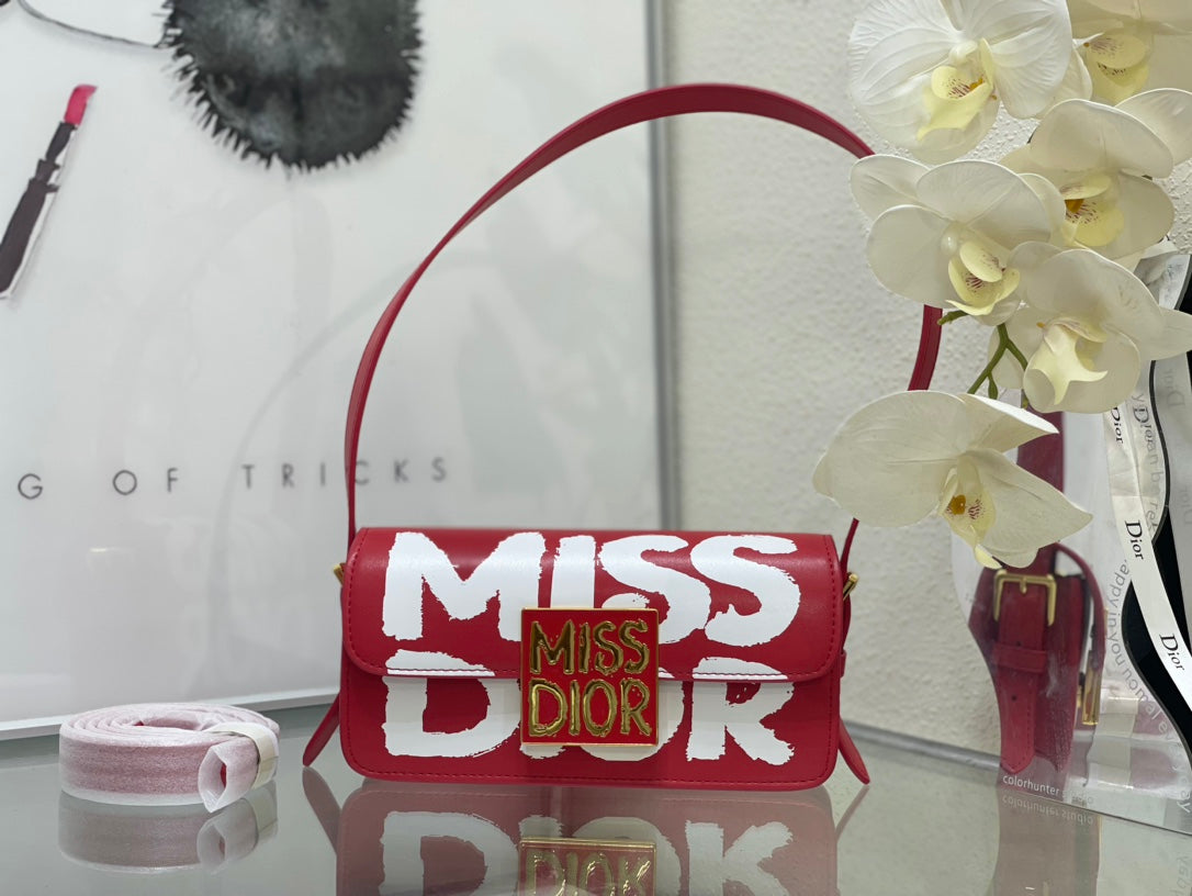 Chic & Stylish Bags
