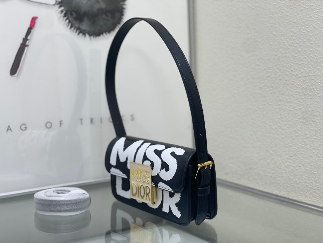 Chic & Stylish Bags