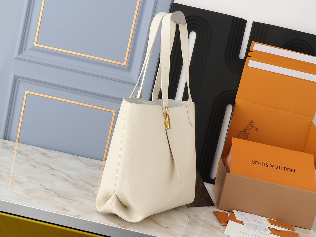 Chic & Stylish Bags