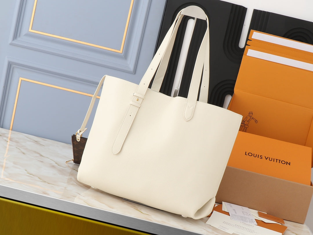 Chic & Stylish Bags