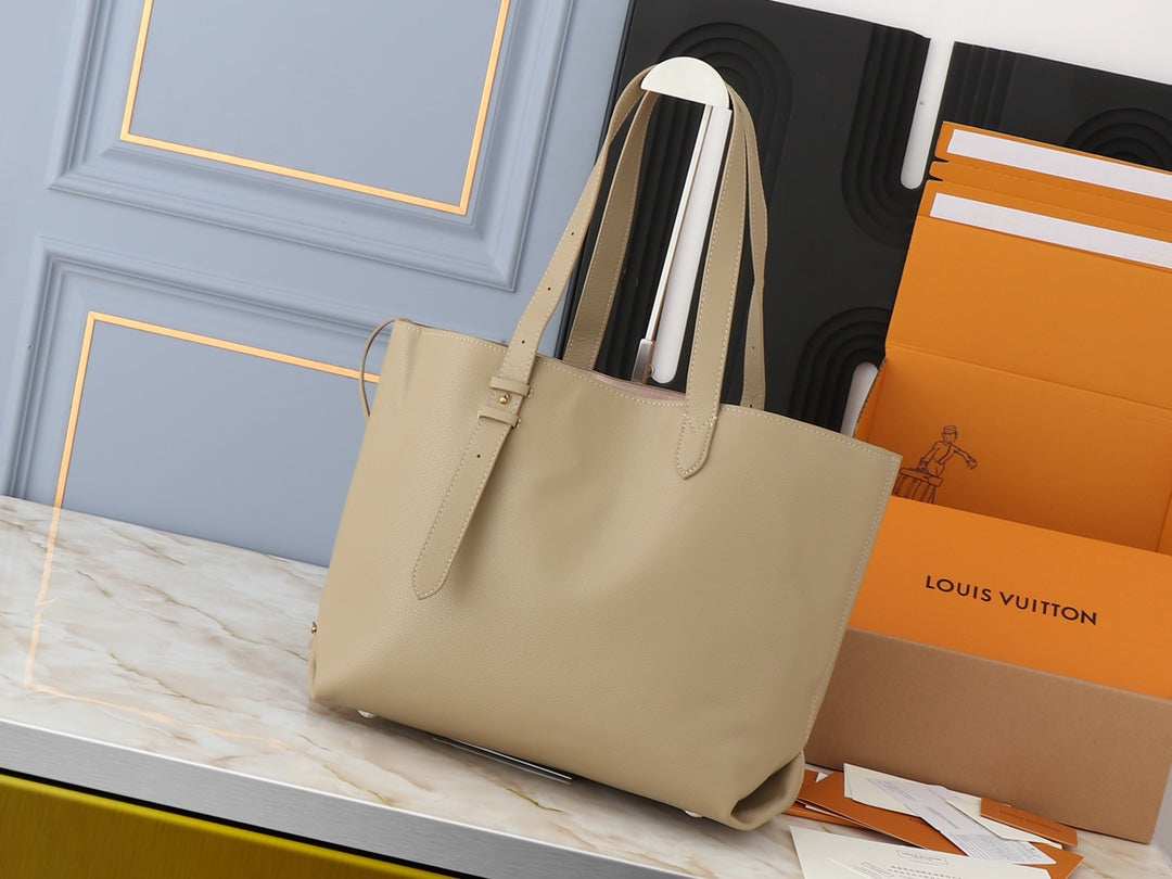 Chic & Stylish Bags