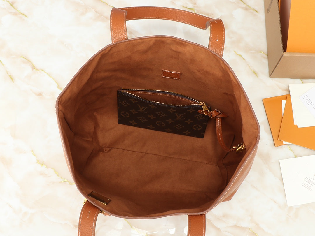 Chic & Stylish Bags
