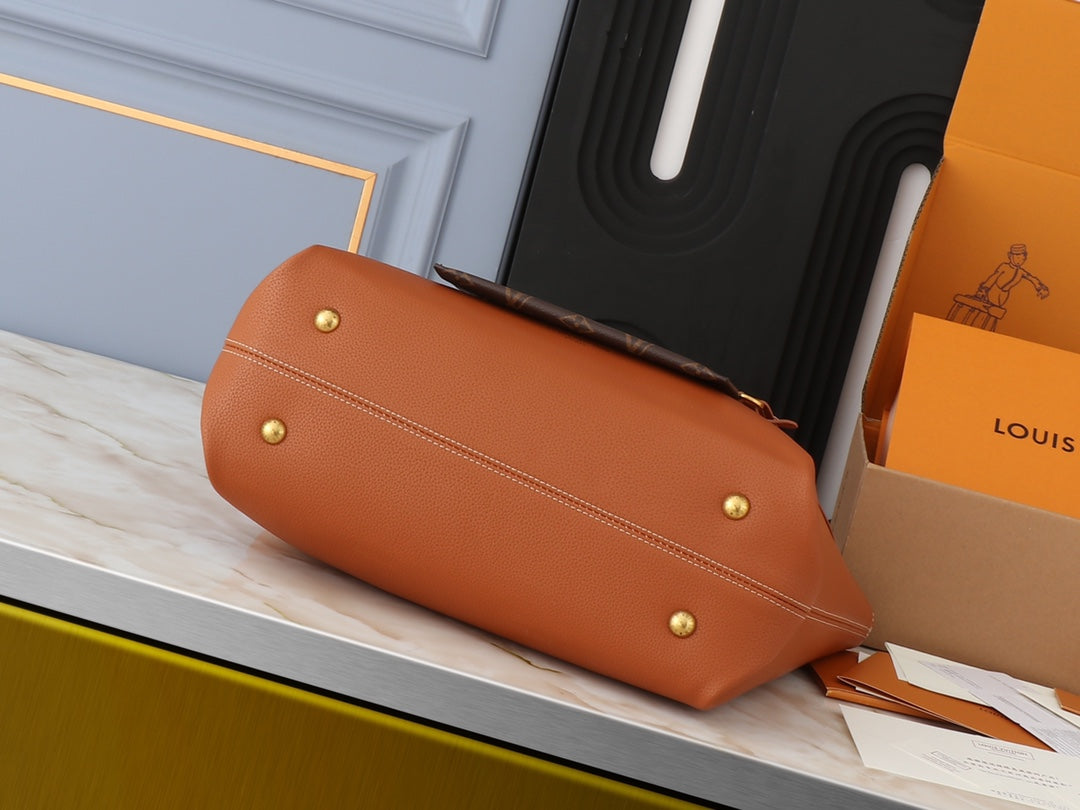 Chic & Stylish Bags