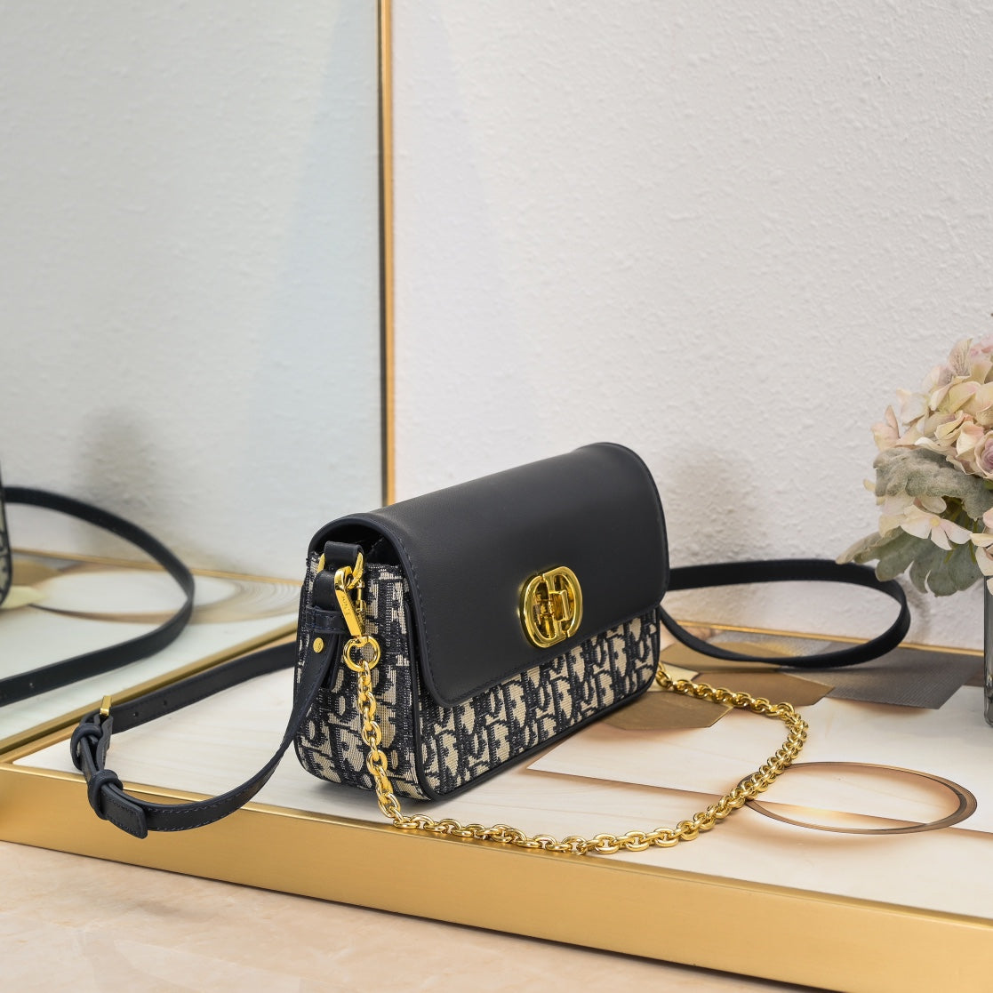 Chic & Stylish Bags