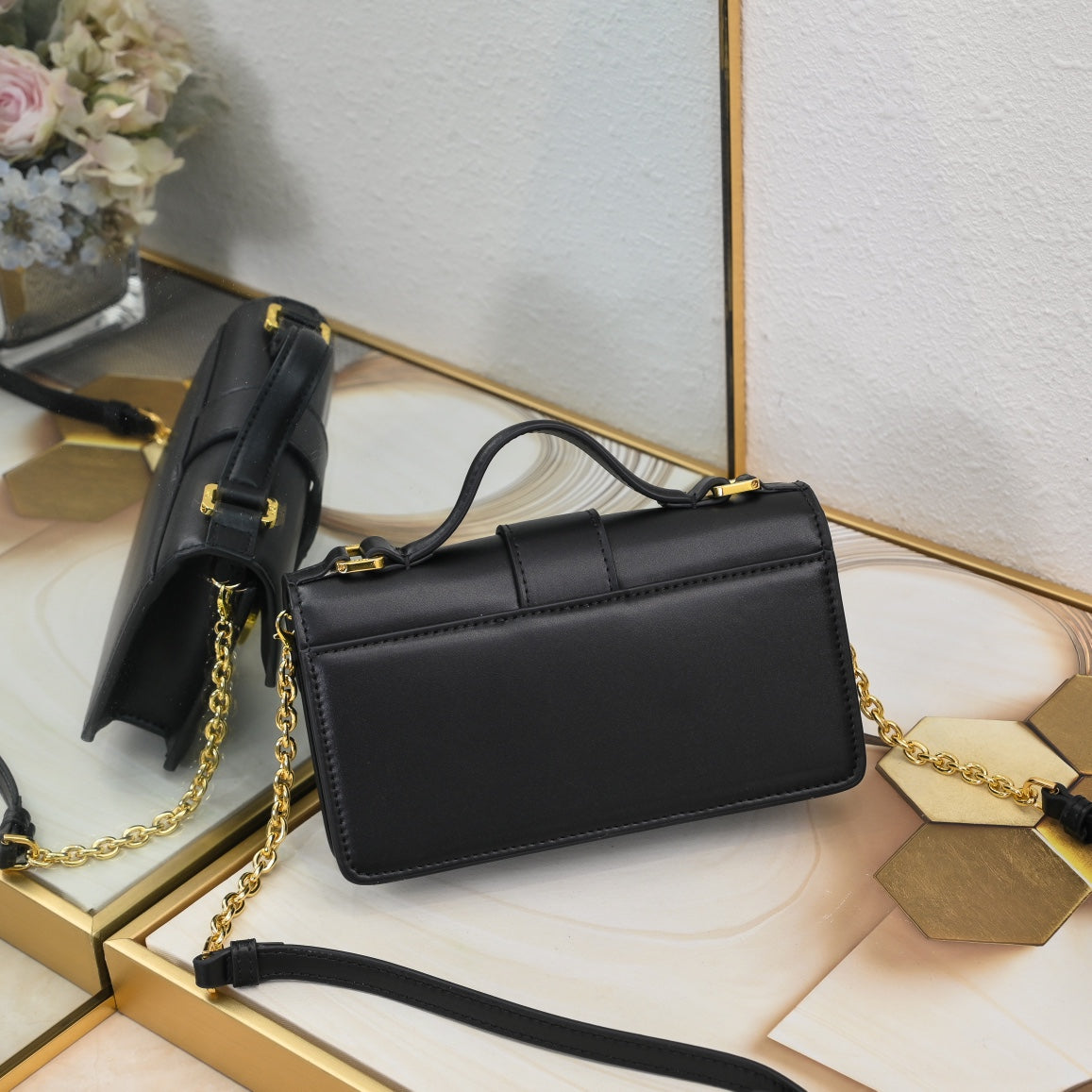 Chic & Stylish Bags