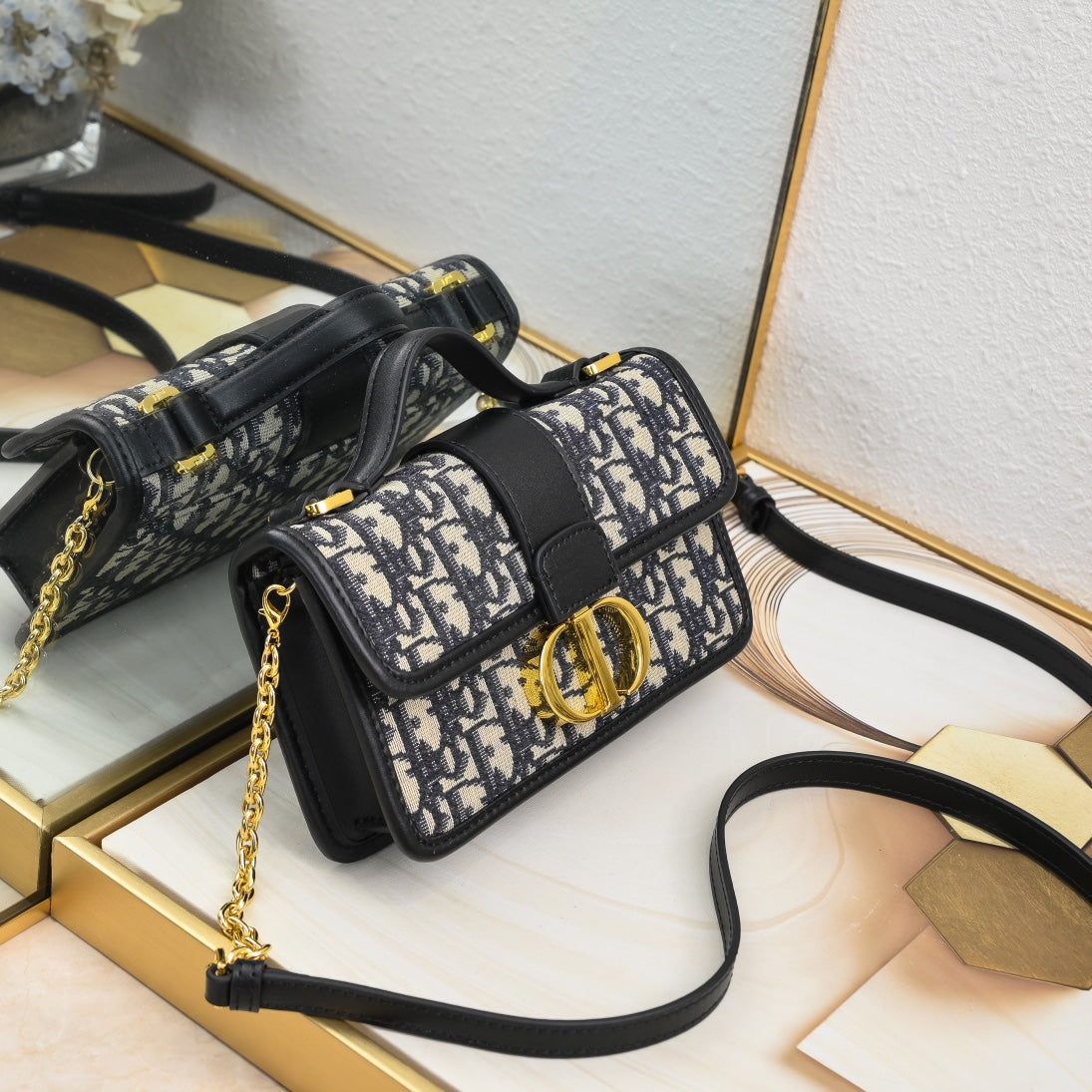 Chic & Stylish Bags