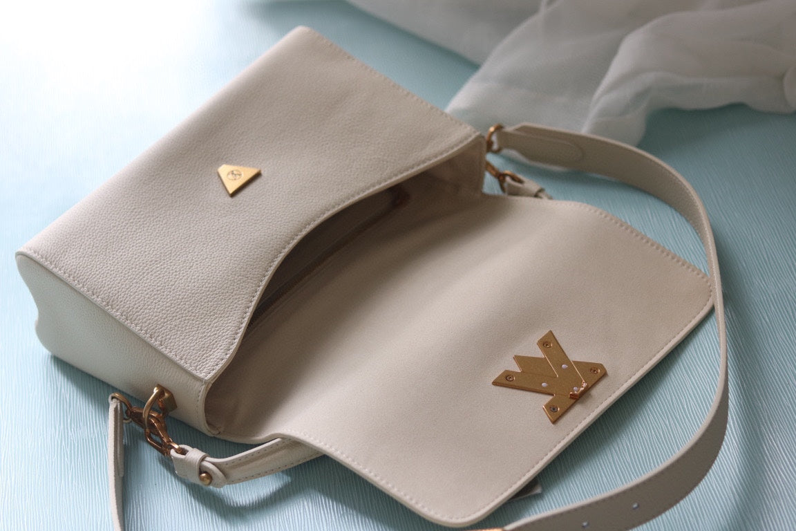 Chic & Stylish Bags