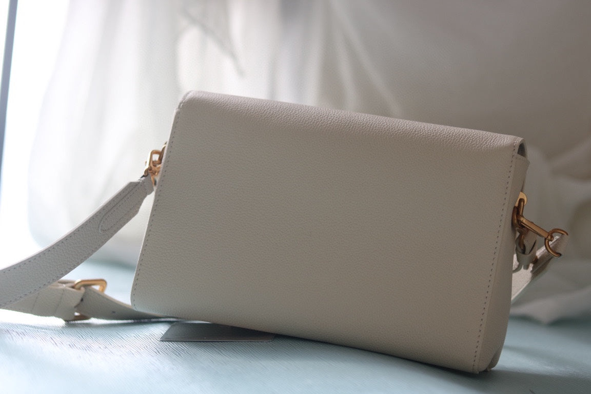 Chic & Stylish Bags