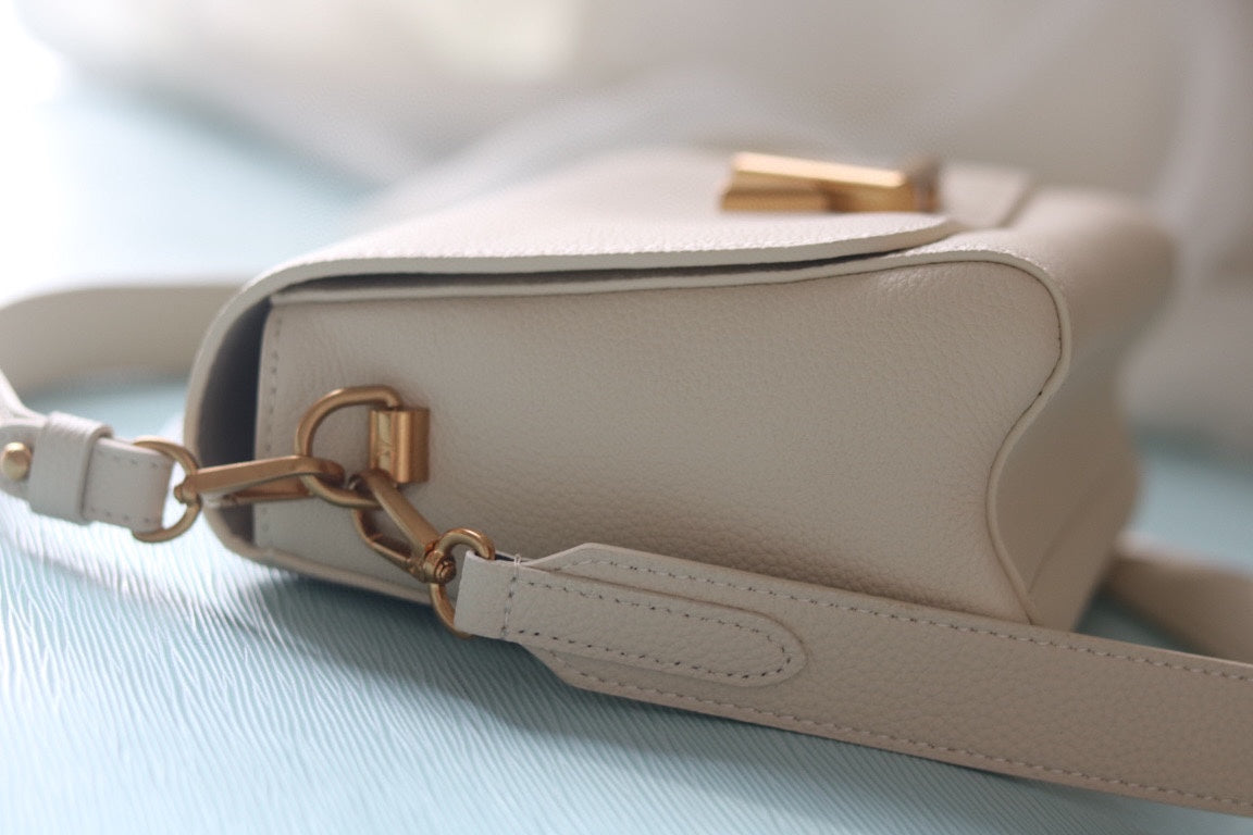 Chic & Stylish Bags