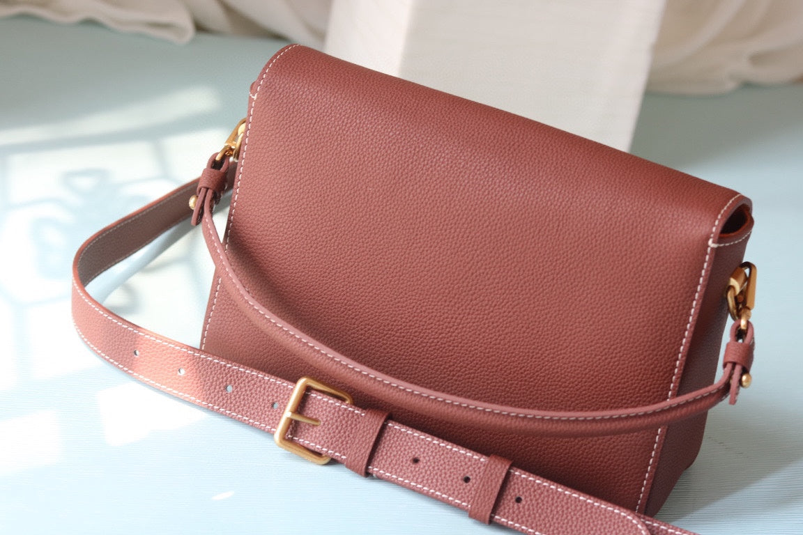 Chic & Stylish Bags