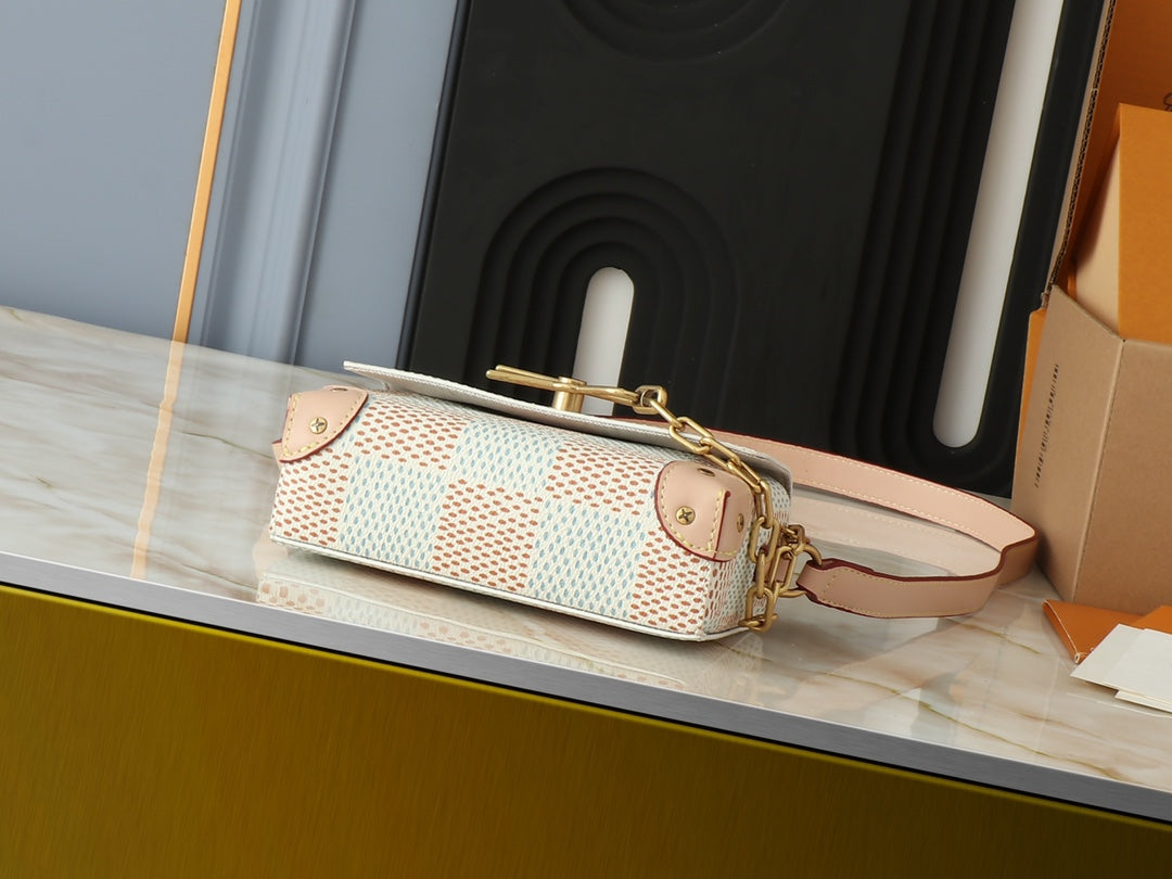 Chic & Stylish Bags
