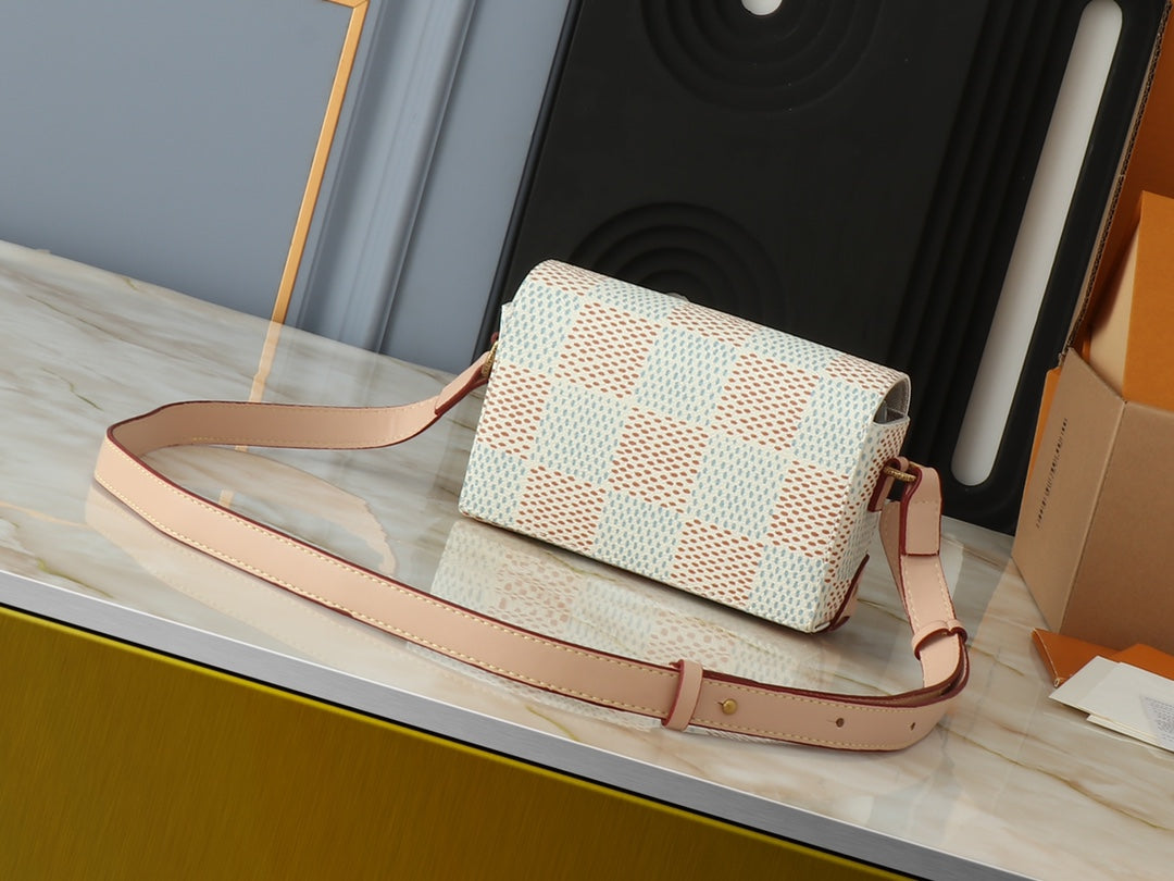 Chic & Stylish Bags