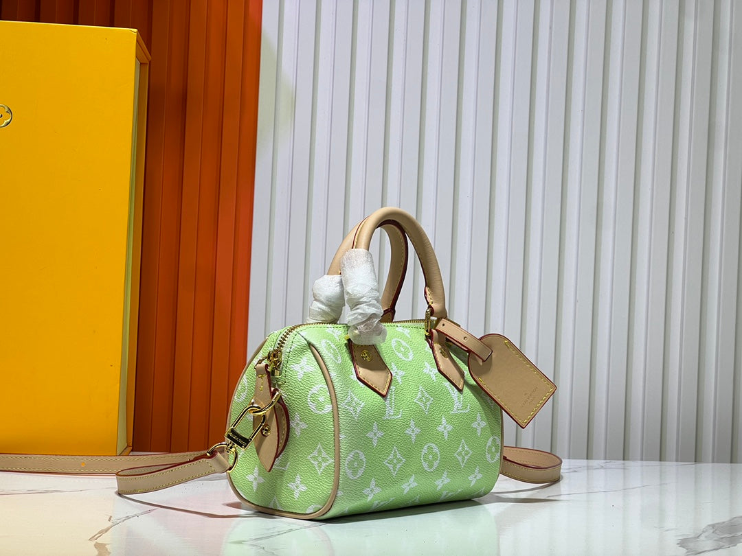 Chic & Stylish Bags