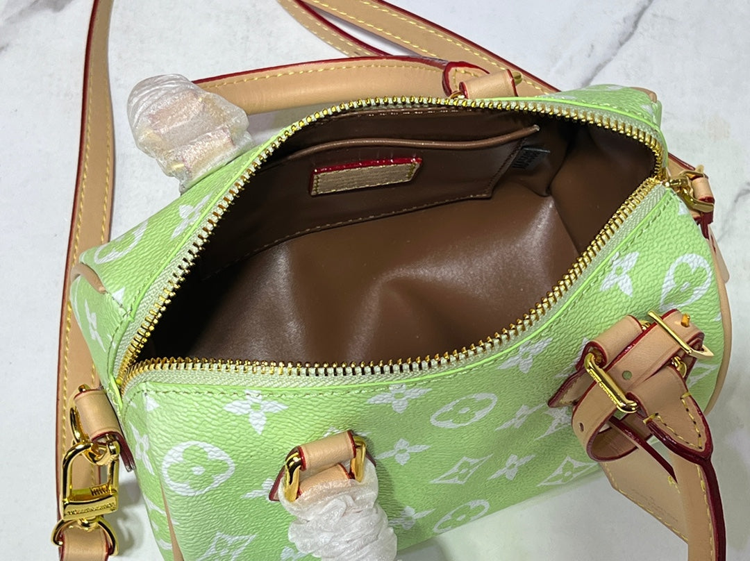 Chic & Stylish Bags