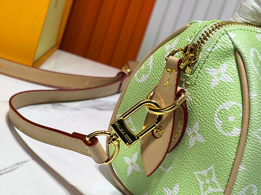 Chic & Stylish Bags