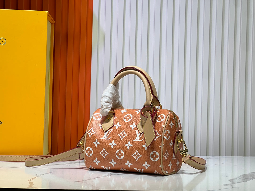 Chic & Stylish Bags