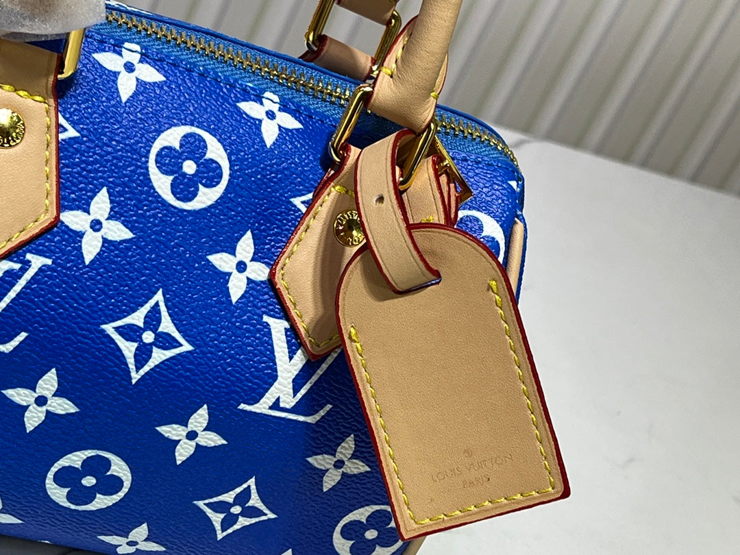 Chic & Stylish Bags