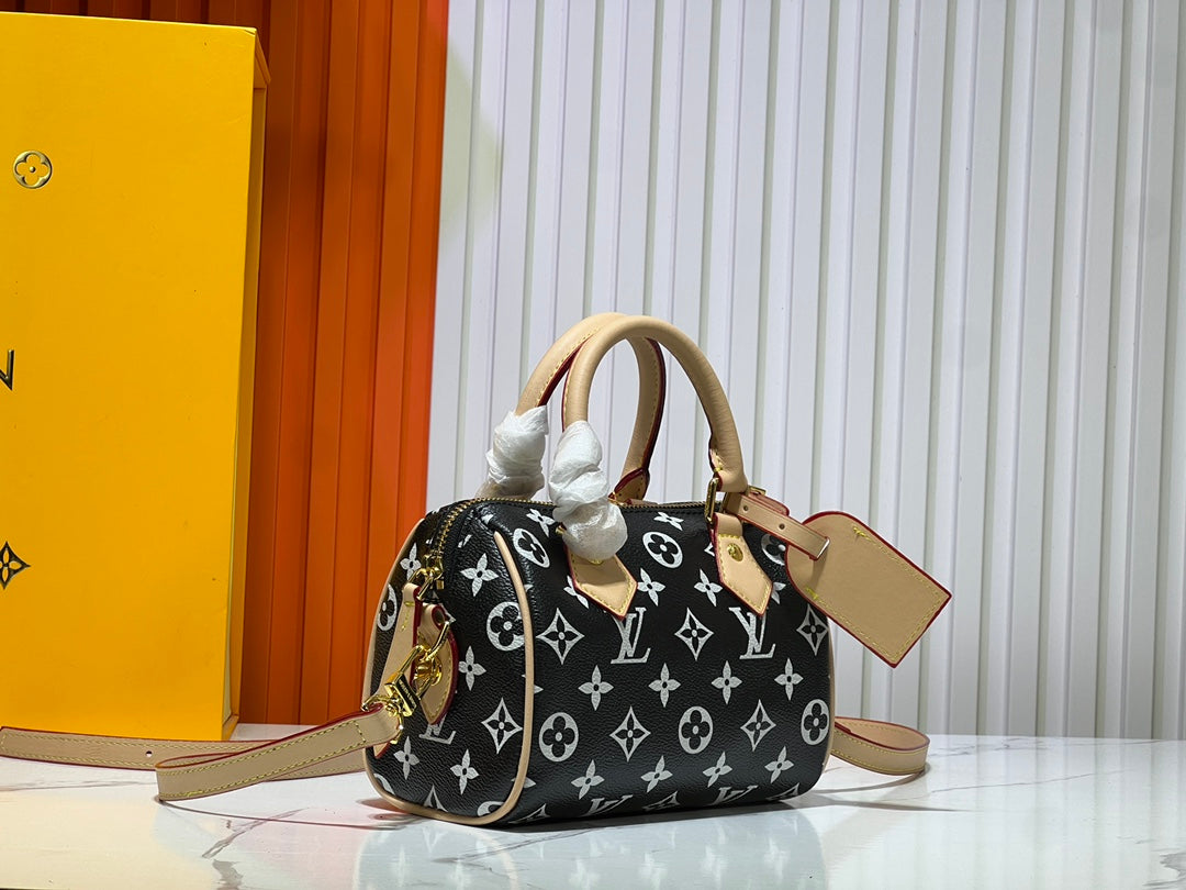 Chic & Stylish Bags