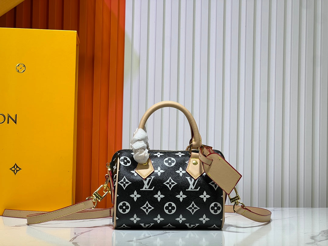 Chic & Stylish Bags