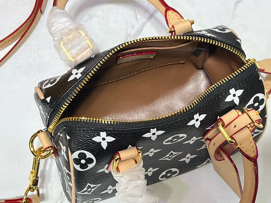 Chic & Stylish Bags