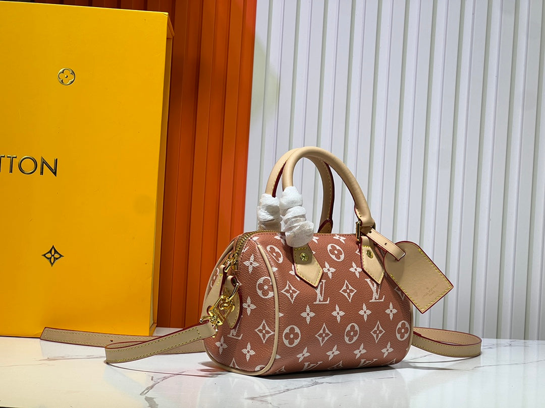 Chic & Stylish Bags
